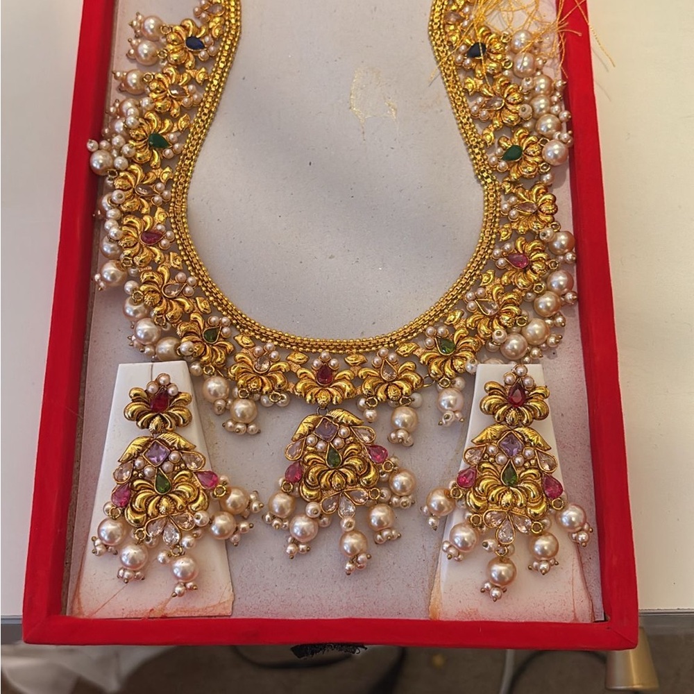 Gold-Tone Pearl Floral Necklace Set with Multicolor Accents